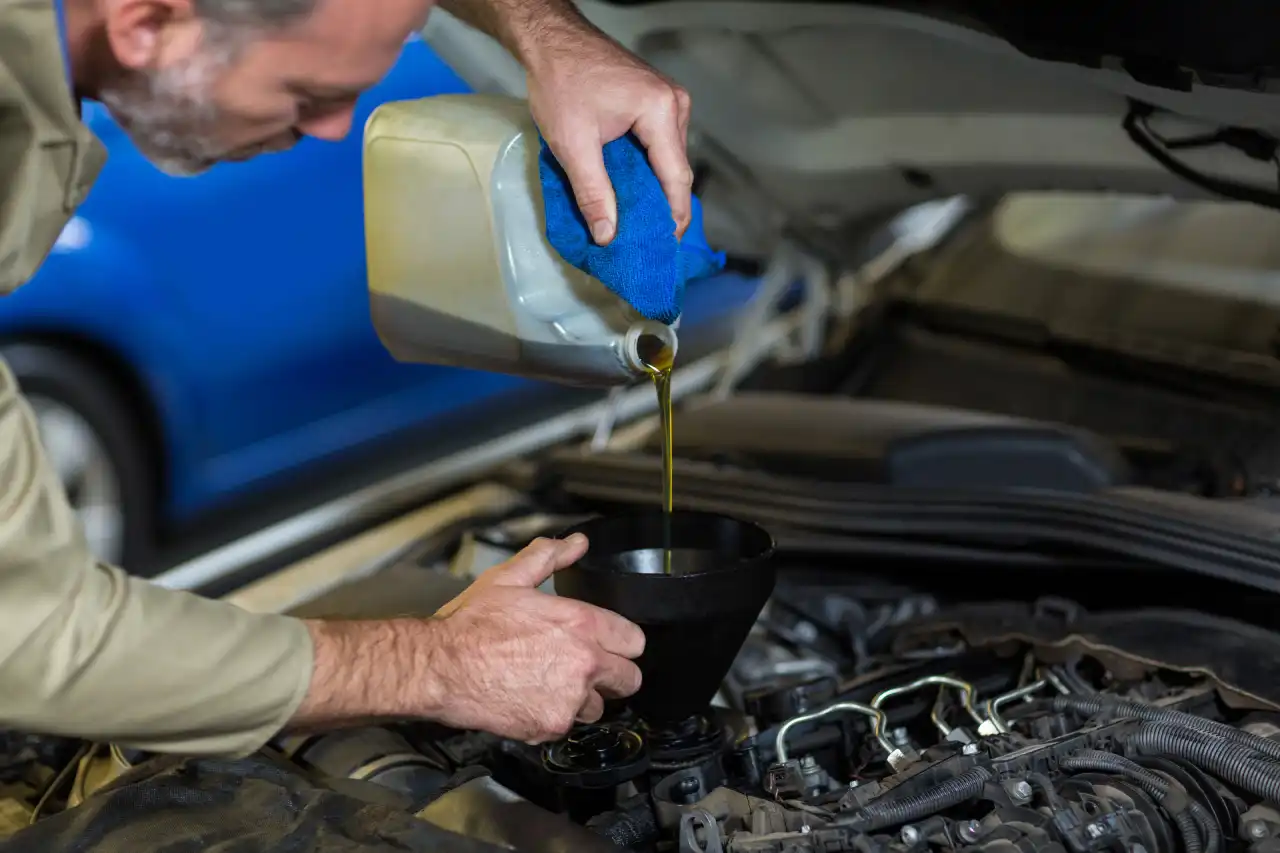 هزینه تعویض روغن خودرو